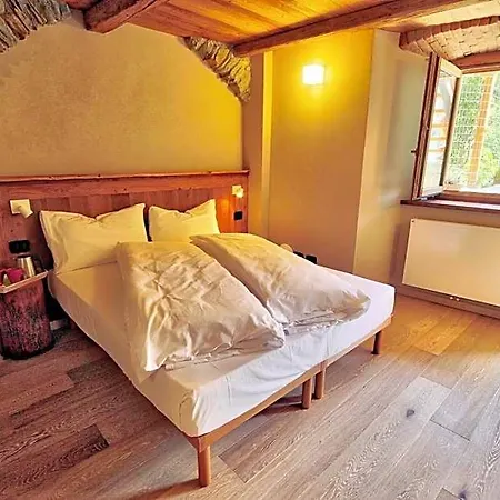 Moncervin Bed & Breakfast 3*