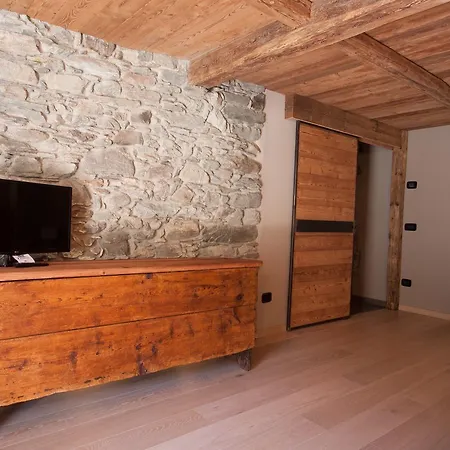 Moncervin Bed & Breakfast *